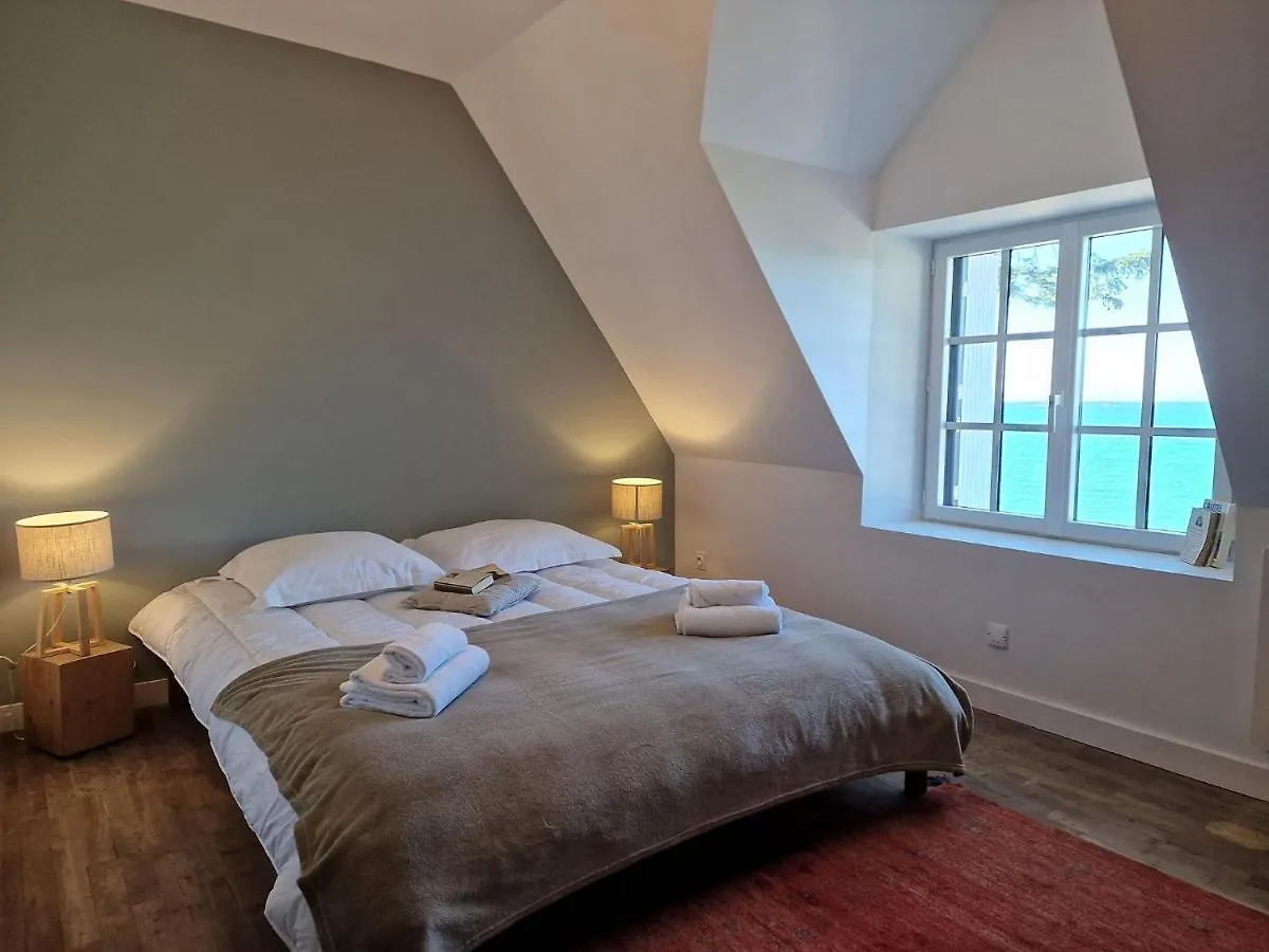 Breton Holiday Home With Sea View, Plougasnou
