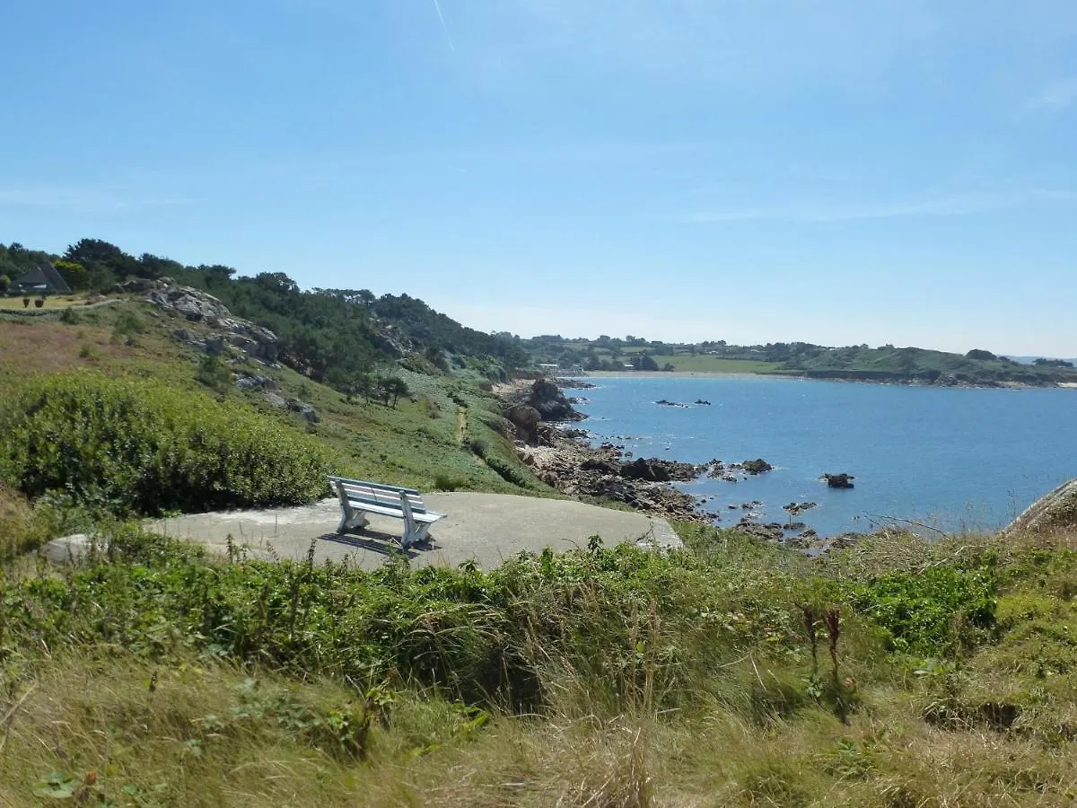 Breton Holiday Home With Sea View, Plougasnou